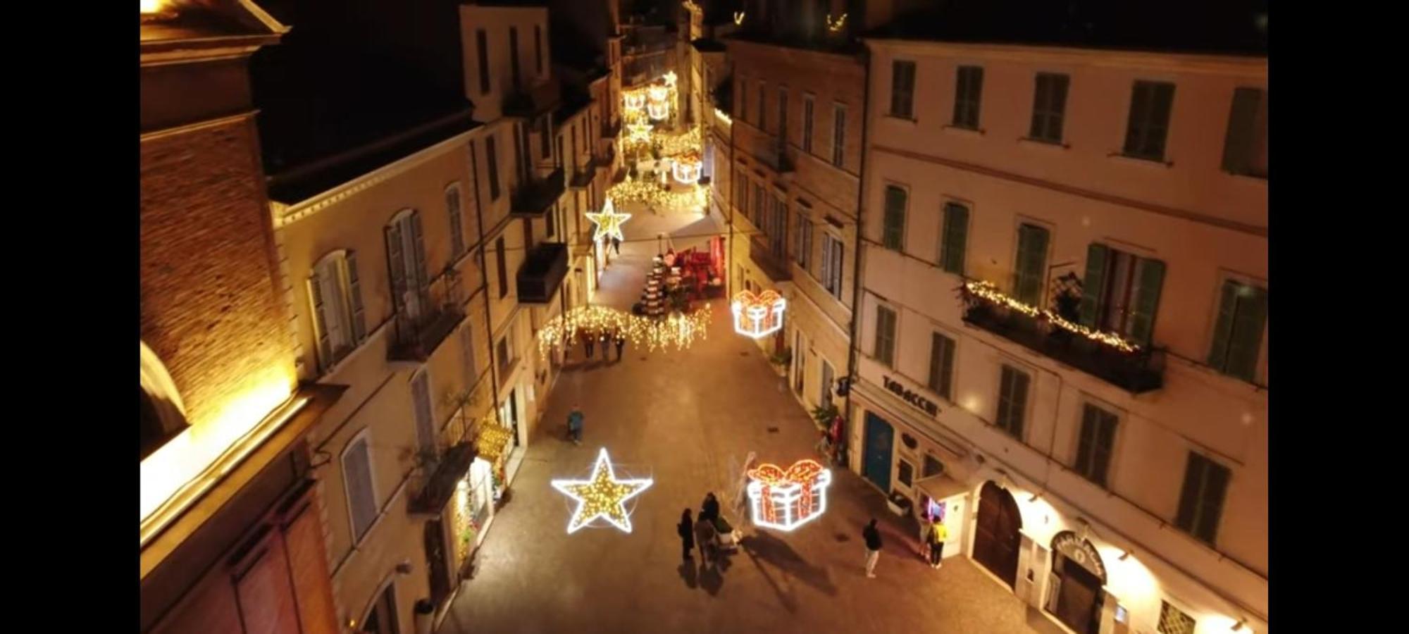 Loft Deluxe Centralissimo-Antica Vetreria San Benedetto del Tronto Exterior photo